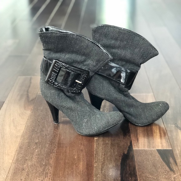 Jessica Simpson boots - Picture 4 of 8